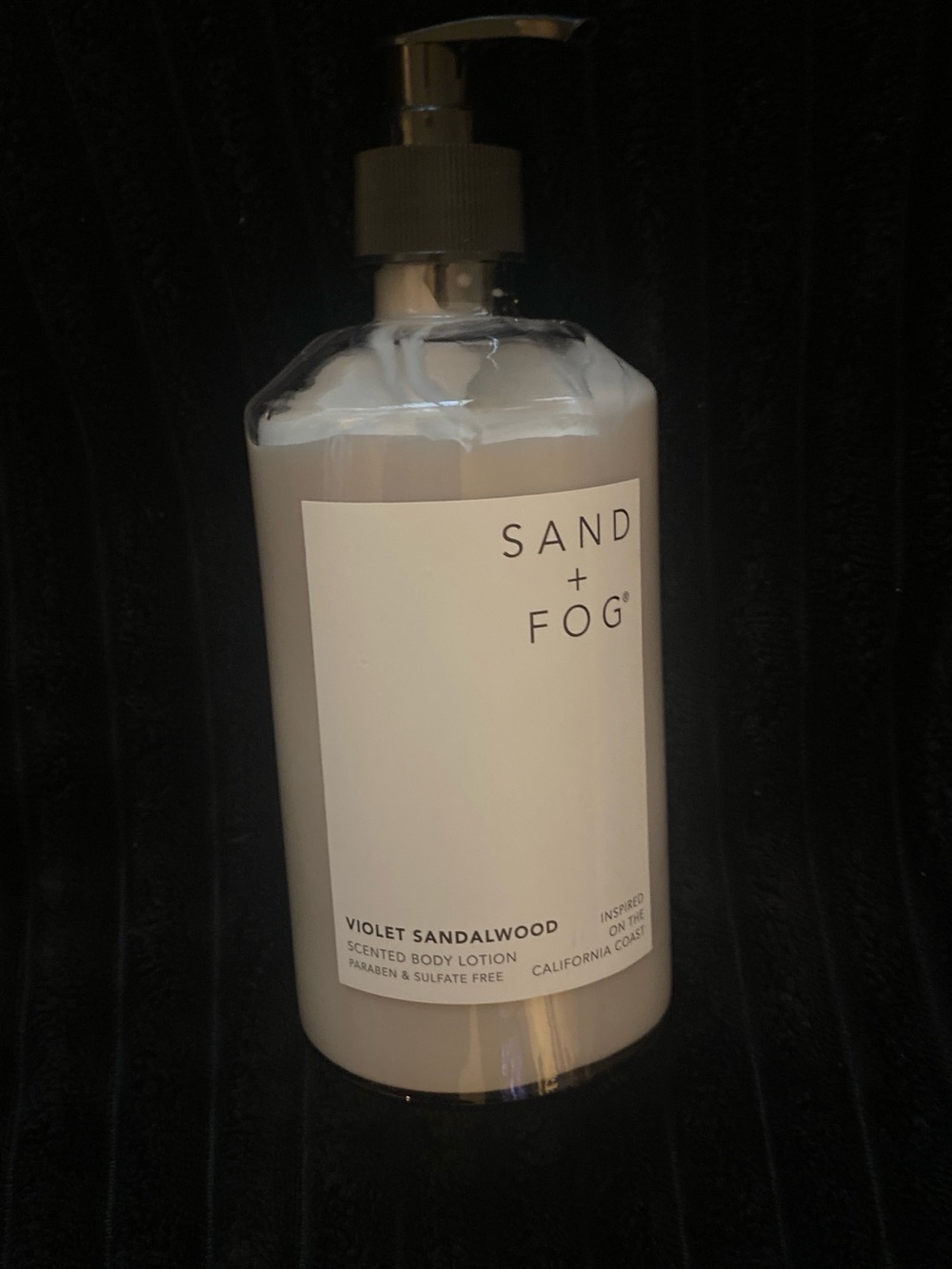 Sand + Fog Violet Sandalwood lotion